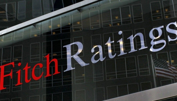 Fitch,İngiltere'nin Kredi Notu Görünümünü 'Negatif''e Çevirdi!