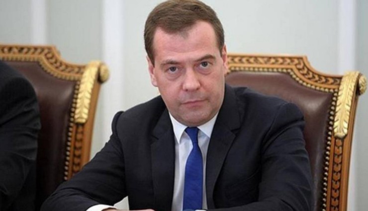 Medvedev İçin Şok Karar!