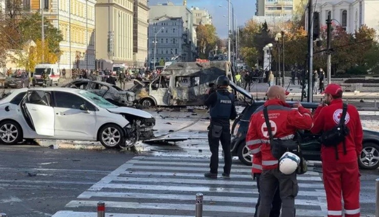 Rusya, Ukrayna'nın Tesislerini Vurdu!