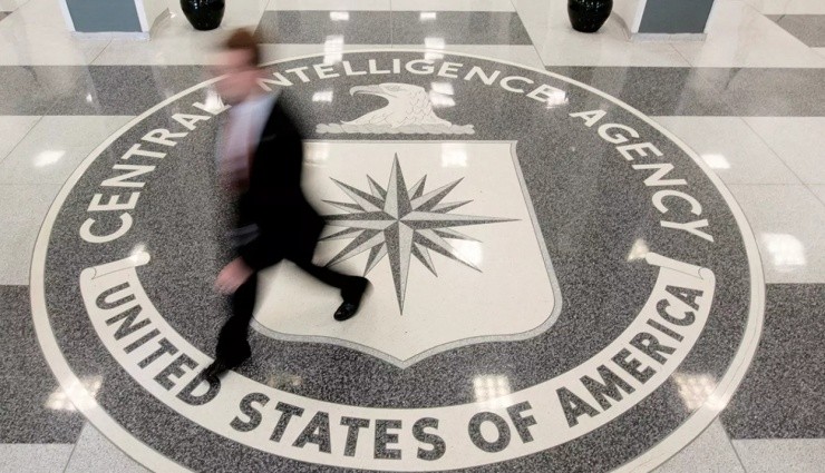 CIA Kimleri Nasıl İşe Alıyor?