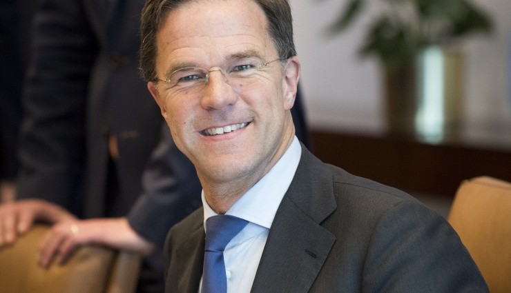 Mark Rutte'den Türkiye'ye Övgü!