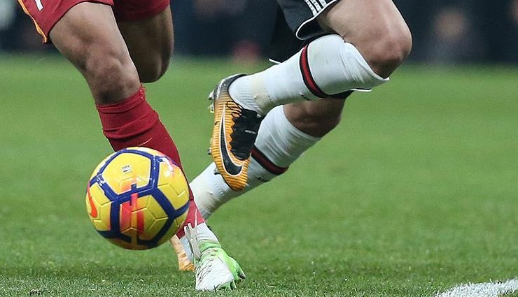 Beşiktaş Peşinden Koştu, Galatasaray Kaptı