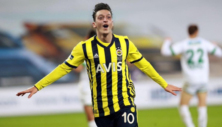 Fenerbahçe'de Mesut Özil'le Yollar Ayrıldı!