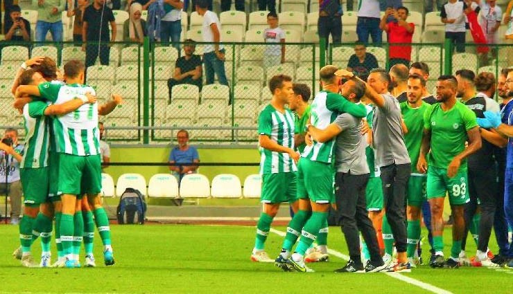 Konyaspor, BATE Borisov’u Rahat Geçti