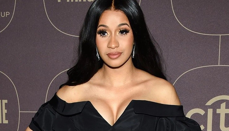 Cardi B, Kamu Hizmeti Cezası Çarptırıldı!