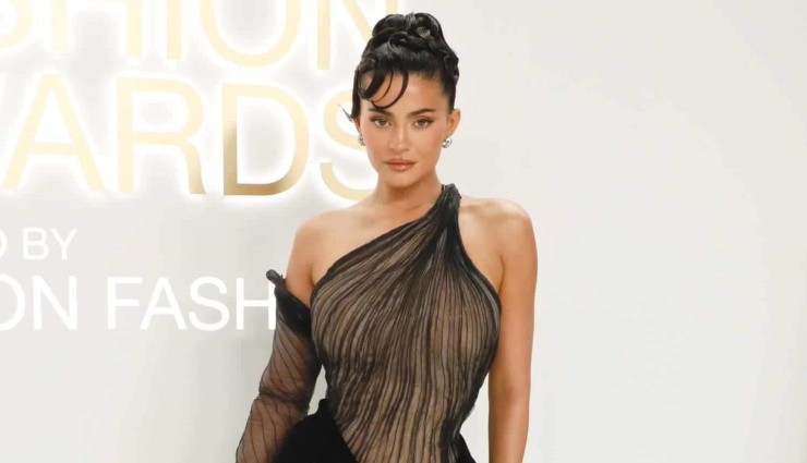 Kylie Jenner, Moda Sektörüne Giriyor!
