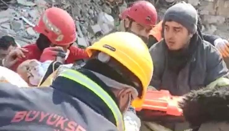 2 Aylık Bebek, 128 Saat Sonra Sağ Çıkarıldı!