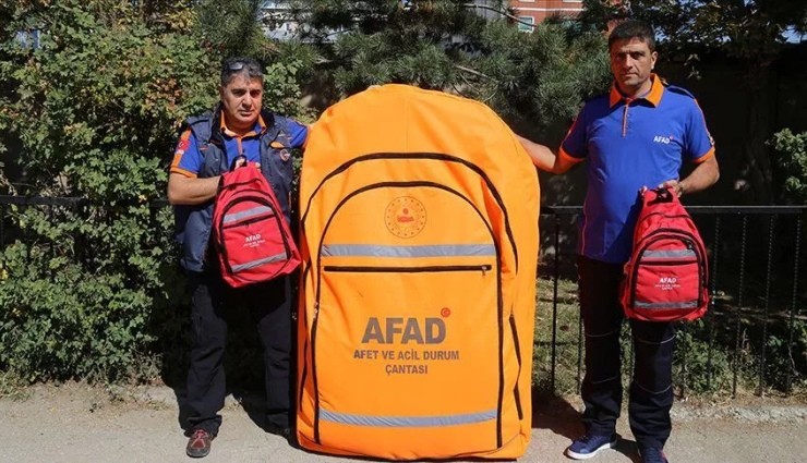 AKUT Kurucu: 'Deprem Çantası Ayağınızda Bir Prangadır!'