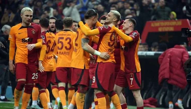 Galatasaray Zorda Olsa Kazandı!