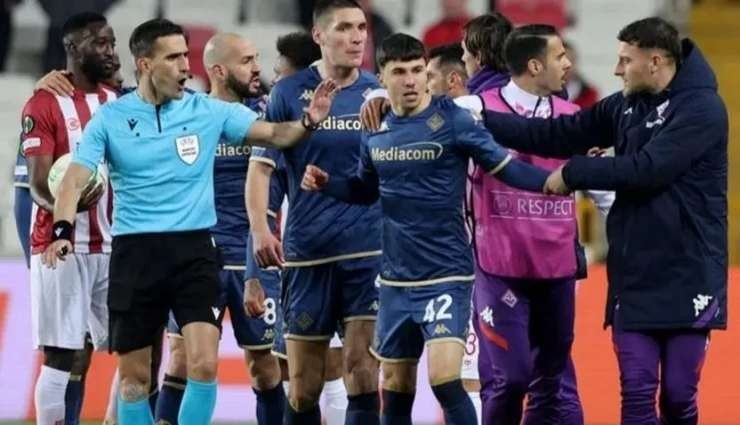 Fiorentinalı Futbolcuya Saldıranlara Tutuklama Kararı!