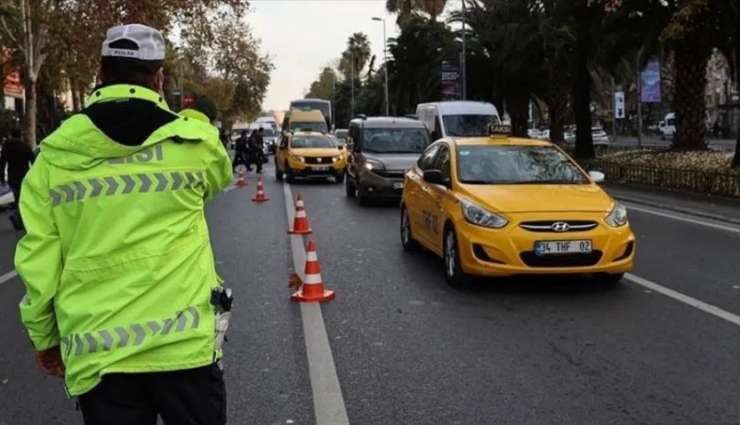 İstanbul’da Yarın Bazı Yollar Trafiğe Kapatılacak!
