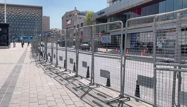 Taksim Meydanı Ve Gezi Parkı'nda 1 Mayıs Hazırlığı!