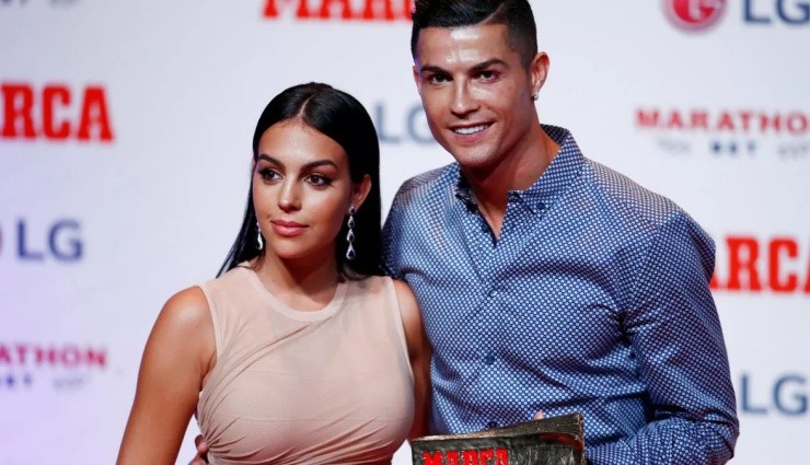 Ronaldo'nun Sevgilisi Suudi Arabistan'ı Karıştırdı!