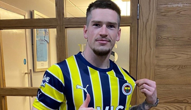 Fenerbahçe Yeni Sezonun İlk Transferini Açıkladı!