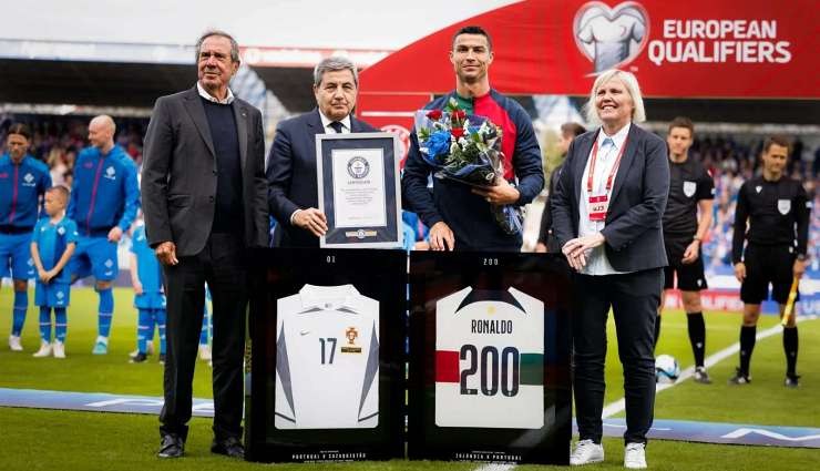 Ronaldo, Guinness Rekorlar Kitabı'na Girdi!