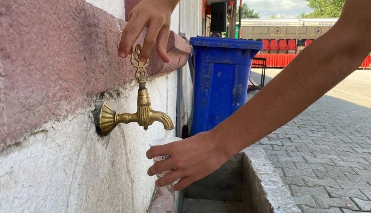 Çeşme'den Su Yerine Ayran Aktı!