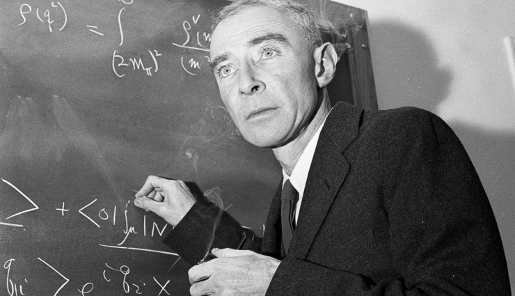 Atom Bombasının 'Babası' Gerçekten Oppenheimer mı?