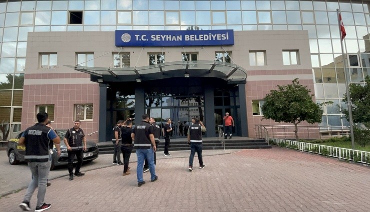 Adana'da Belediyelere Rüşvet Operasyonu!