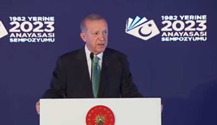 Erdoğan: 'Elimizdeki Metin Hala Bir Darbe Anayasasıdır'