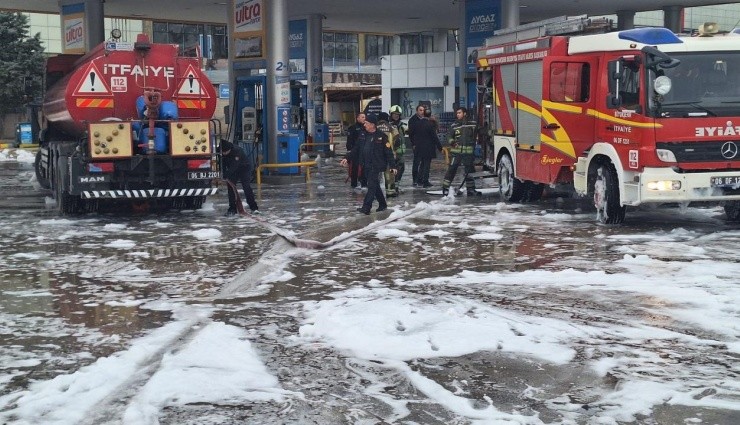 Ankara'da LPG Dolu Tankerde Gaz Sızıntısı!
