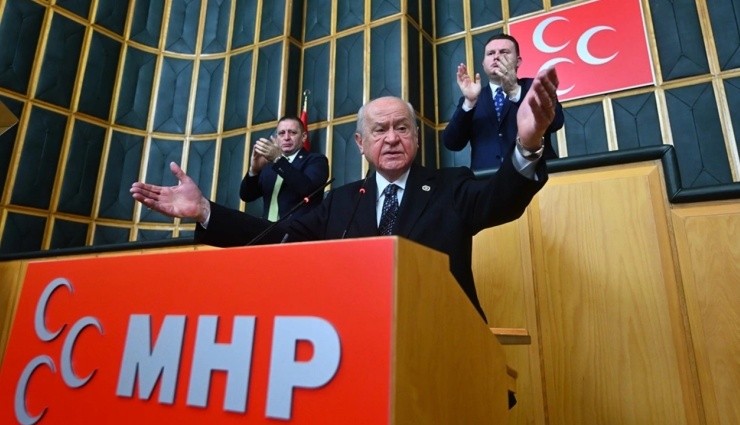 Devlet Bahçeli'den Kulp Kaymakamı'na Destek!