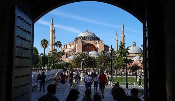 İstanbul'un Turizm Hedefi: 20 Milyon Ziyaretçi!