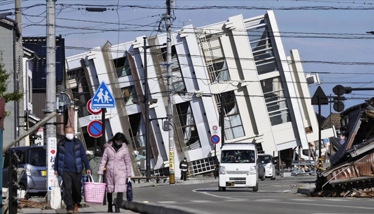 Japonya'daki Depremde Can Kaybı 64'e Yükseldi!