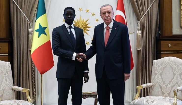 Erdoğan, Senegal Lideri ile Basın Toplantısı Düzenledi!