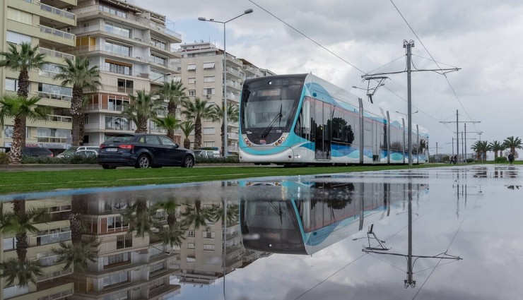 İzmir'de Toplu Ulaşıma Zam!