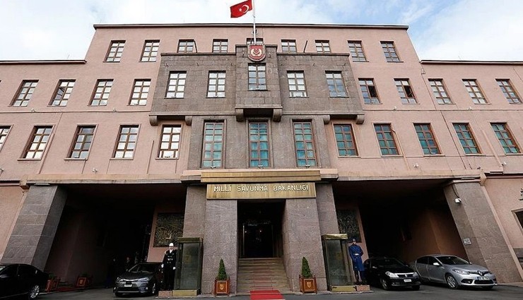 MSB: 'FETÖ Elebaşı Vatansız Olarak Öldü'