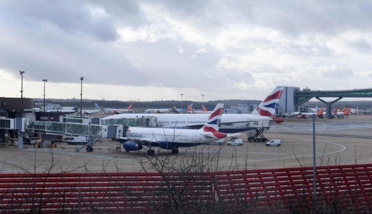 Londra'da Havalimanında Bomba Alarmı!