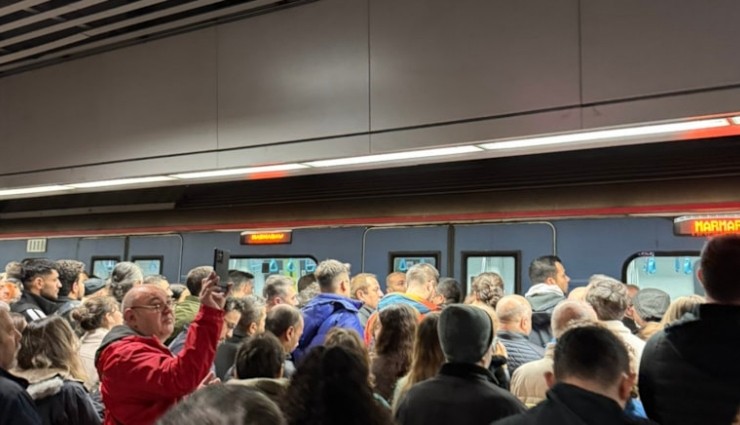 Marmaray'da Arıza: Seferler Yapılamıyor!