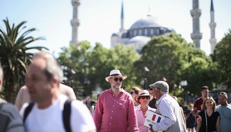 Geçen Yıl İstanbul, Turist Sayısında Rekor Kırdı!