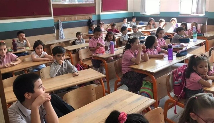 Hatay ve Kahramanmaraş'ta Eğitime '6 Şubat' Arası!
