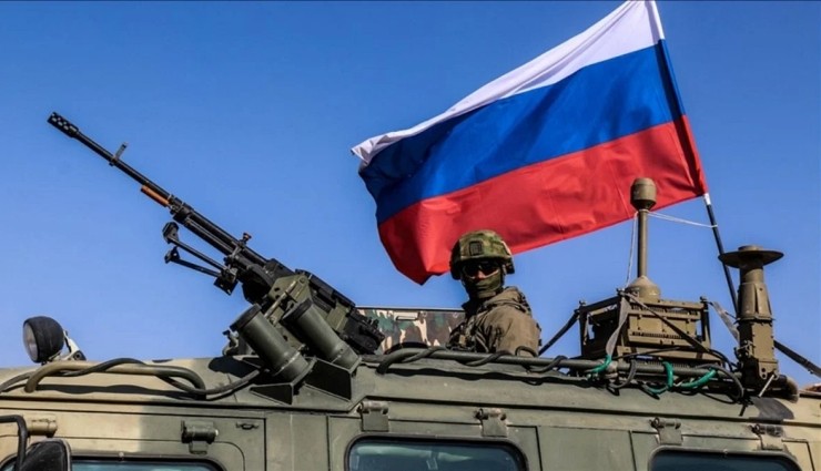 Rusya: Ukrayna'daki Askeri Hedefleri Vurduk!