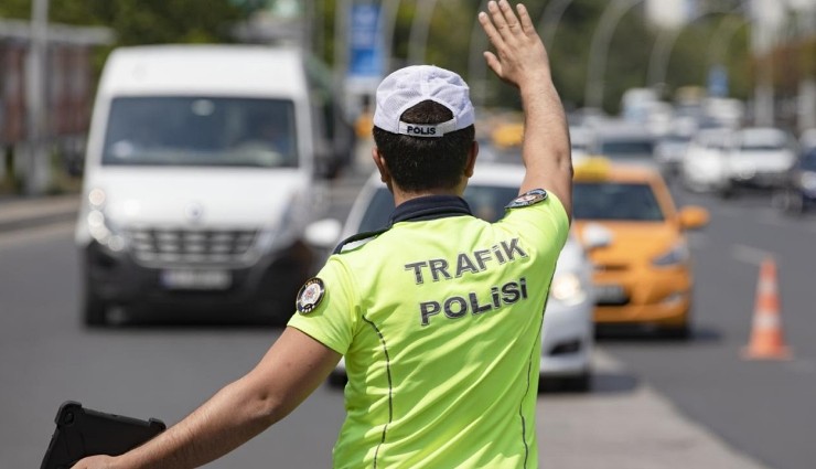 İstanbul'da Yarın Bazı Yollar Trafiğe Kapatılacak!