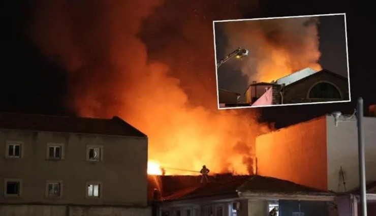 İzmir Kemeraltı'nda Bir İş Yerinde Yangın!
