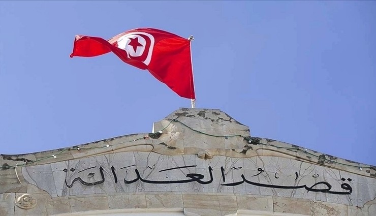 Tunus'ta Yalan Haberden İki Gazeteciye Hapis!