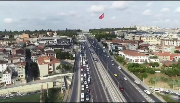 Haliç Köprüsü'nde Çalışma: Trafik Çilesi Yaşanıyor!