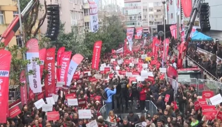 Beşiktaş'ta Rıza Akpolat’a Gözaltı Protestosu!