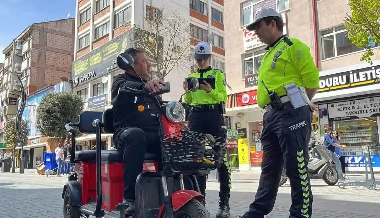 Trafiğe Kapalı Caddeye Giren Motosikletlere Ceza Yağdı!