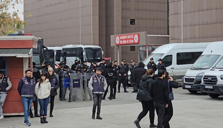 Yenidoğan Davası: Fırat Sarı'nın Avukatı Polis Zoruyla Çıkarıldı!