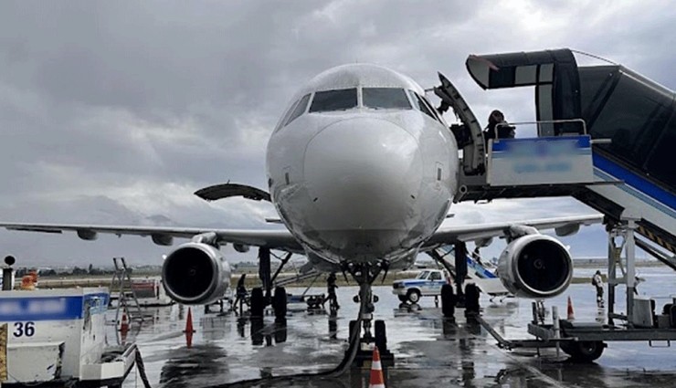 Uçak, Kavga Nedeniyle Erzurum’a Zorunlu İniş Yaptı!