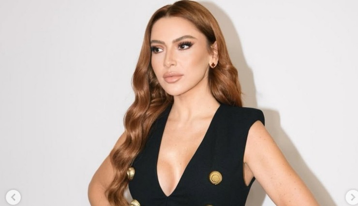 Hadise'den 5 Teğmenin İhraç Edilmesine Sert Tepki!