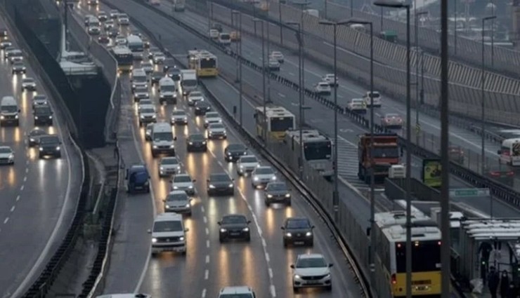 İstanbul'da Trafik Yoğunluğu: Yüzde 74'e Çıktı!